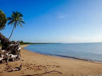 Cardwell At The Beach
